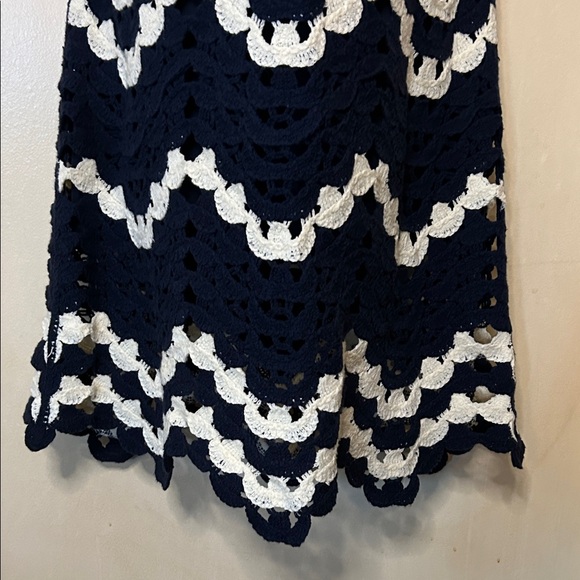 House of Harlow 1960 Navy and Cream Zigzag Crochet Midi Dress size S - Picture 5 of 13